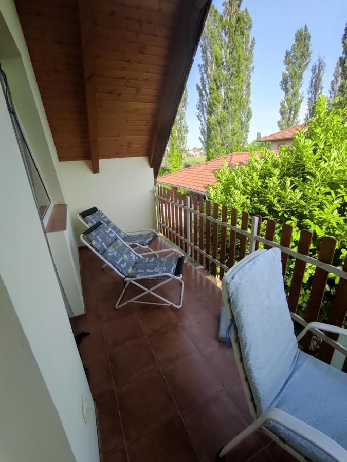 Вилла Benaja Swiss Nyaralohaz Кестхей Экстерьер фото